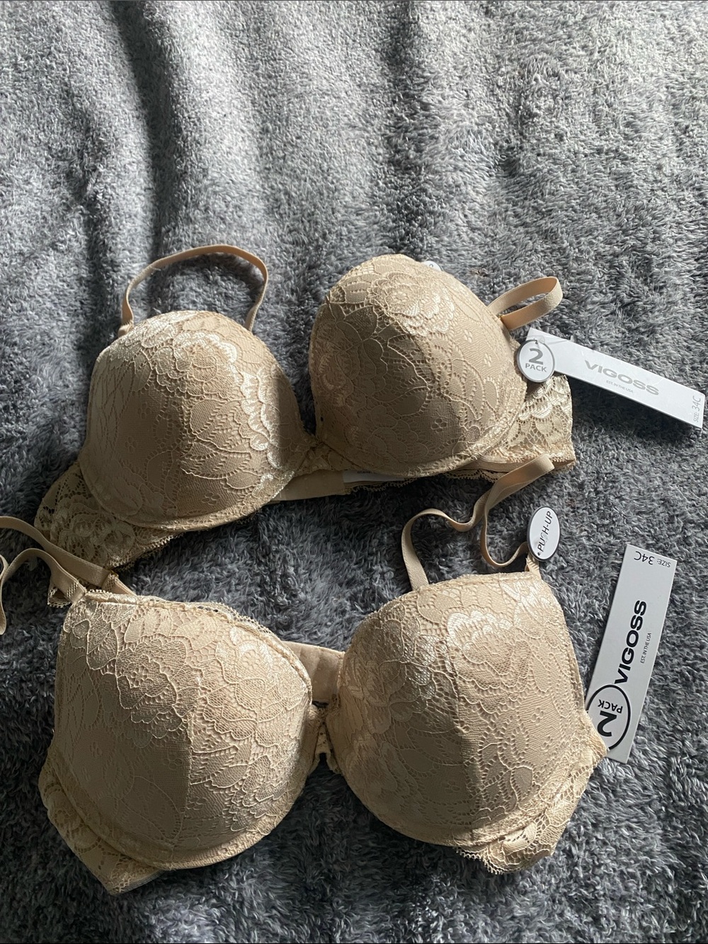 2 bras Beige Lace Underwire Push-Up Bra - Unbranded